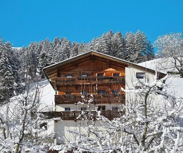 Baggenhof By Interhome Nyaraló